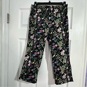 Roz & Ali Floral dress capris